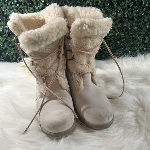 Sorel Women's Cream Shearling Boots